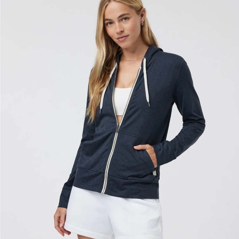 zuori • halo performance hoodie 2.0